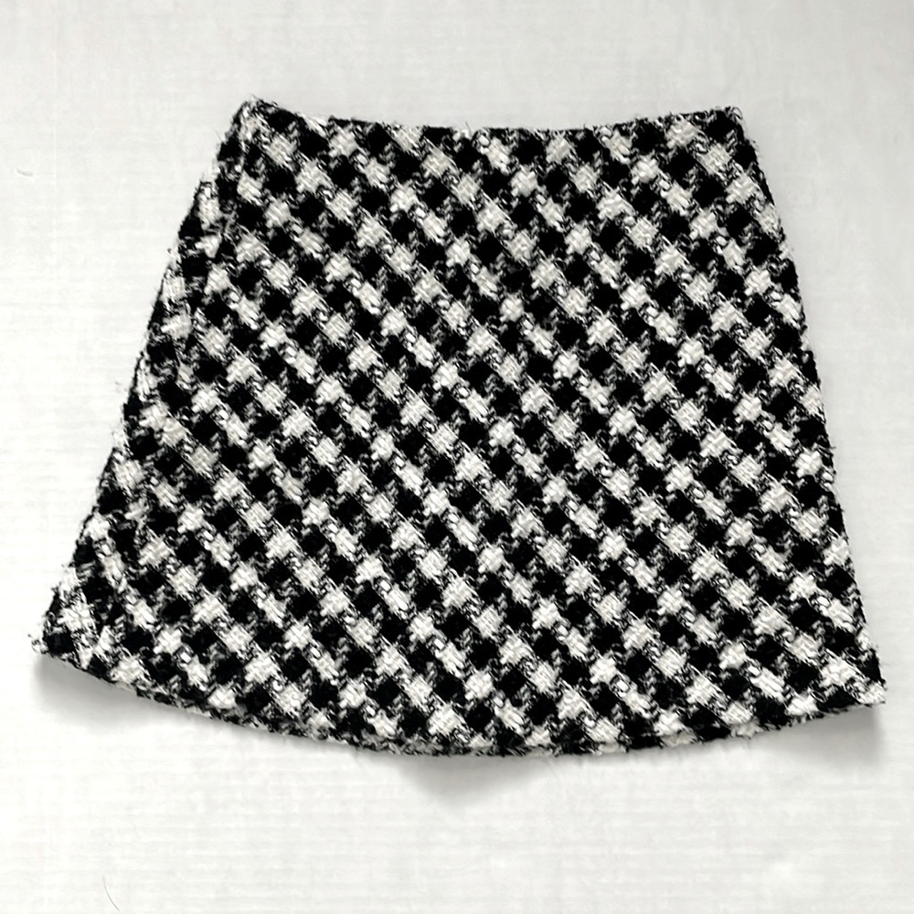 Zara Women’s Plaid Mini Skirt